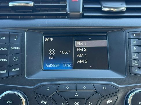 Used 2017 Ford Fusion SE FWD image 31