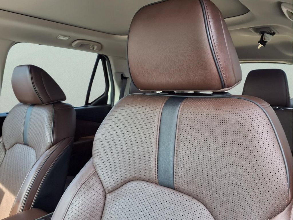 Used 2024 Honda Pilot Elite image 17