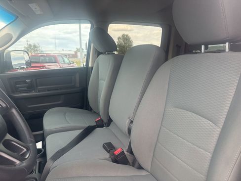 Used 2018 RAM 2500 Tradesman w/ Chrome Appearance Group AWD/4WD image 26