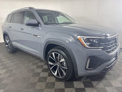 New 2026 Volkswagen Atlas SEL Premium R-Line
