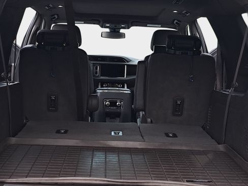 Used 2022 GMC Yukon XL Denali w/ Max Trailering Package AWD/4WD image 35