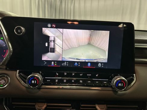 New 2026 GMC Canyon Elevation w/ Convenience Package image 16