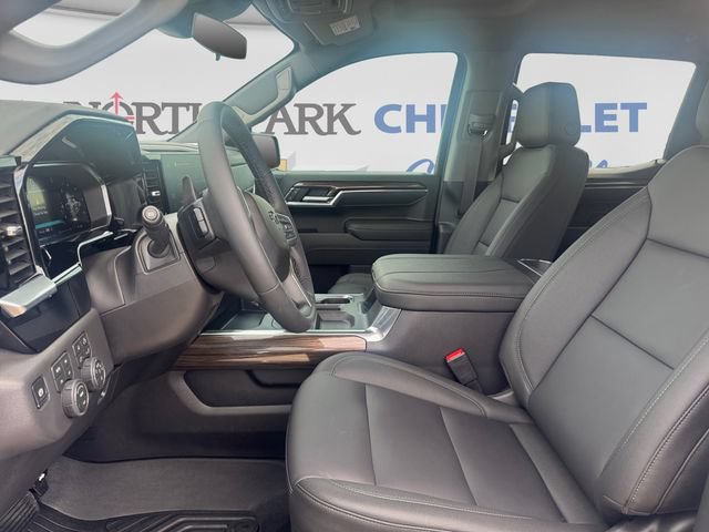 Used 2026 Chevrolet Silverado 1500 LT Trail Boss w/ LT Trail Boss Premium Package AWD/4WD image 10