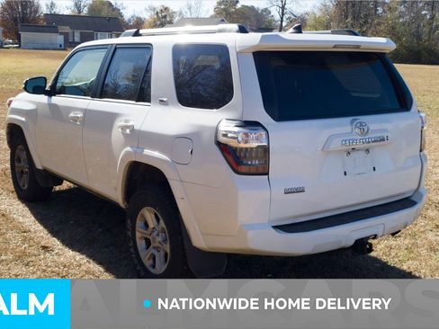 Used 2023 Toyota 4Runner SR5 Premium image 5