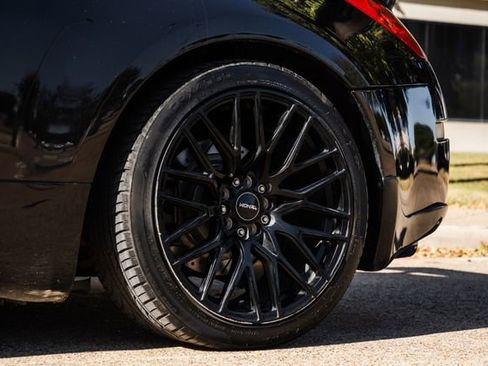 Used 2006 Nissan 350Z Touring w/ (N93) Cargo Convenience Pkg image 57