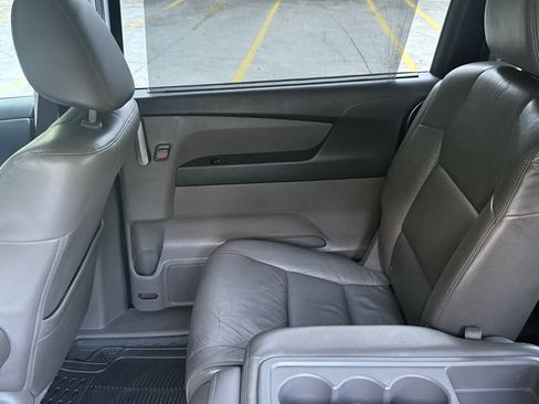 Used 2013 Honda Odyssey Touring image 23