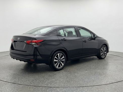 Used 2025 Nissan Versa SV FWD image 9