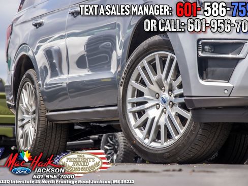 Certified 2024 Ford Expedition Limited AWD/4WD image 2