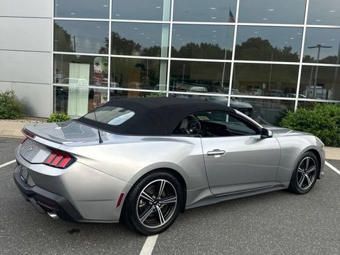 Used 2024 Ford Mustang Premium RWD image 5