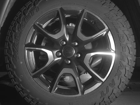 Used 2025 Jeep Compass Trailhawk AWD/4WD image 14
