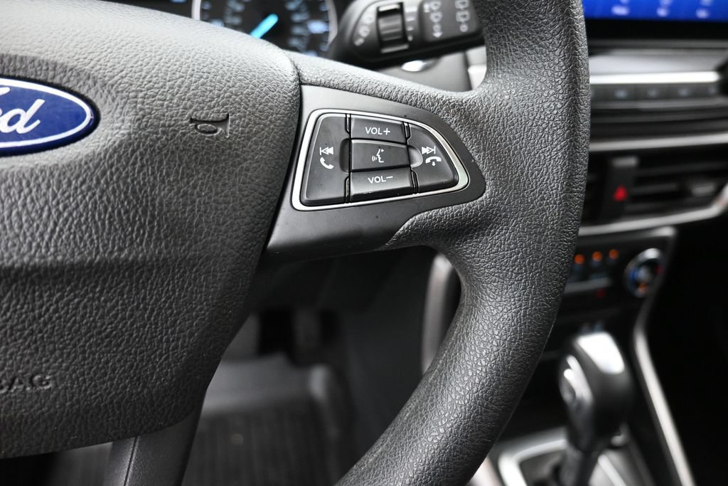 Used 2021 Ford EcoSport SE w/ SE Convenience Package FWD image 6