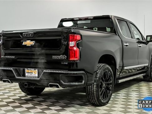 Used 2024 Chevrolet Silverado 1500 High Country w/ High Country Premium Package image 7