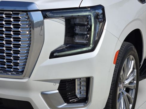 Used 2023 GMC Yukon Denali w/ LPO, Floor Liner Package AWD/4WD image 31