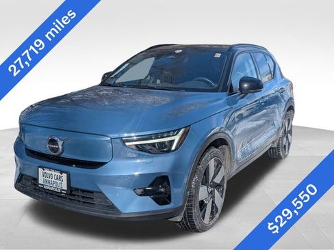 Used 2023 Volvo XC40 Recharge Ultimate w/ Protection Package Premier image 3