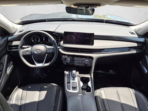 Used 2025 INFINITI QX60 Luxe AWD/4WD image 19