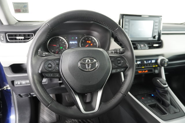 Used 2021 Toyota RAV4 XLE Premium FWD image 23