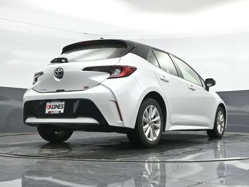 Used 2023 Toyota Corolla SE w/ SE Premium Package image 44