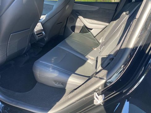 Used 2026 Tesla Model Y Long Range AWD/4WD image 14