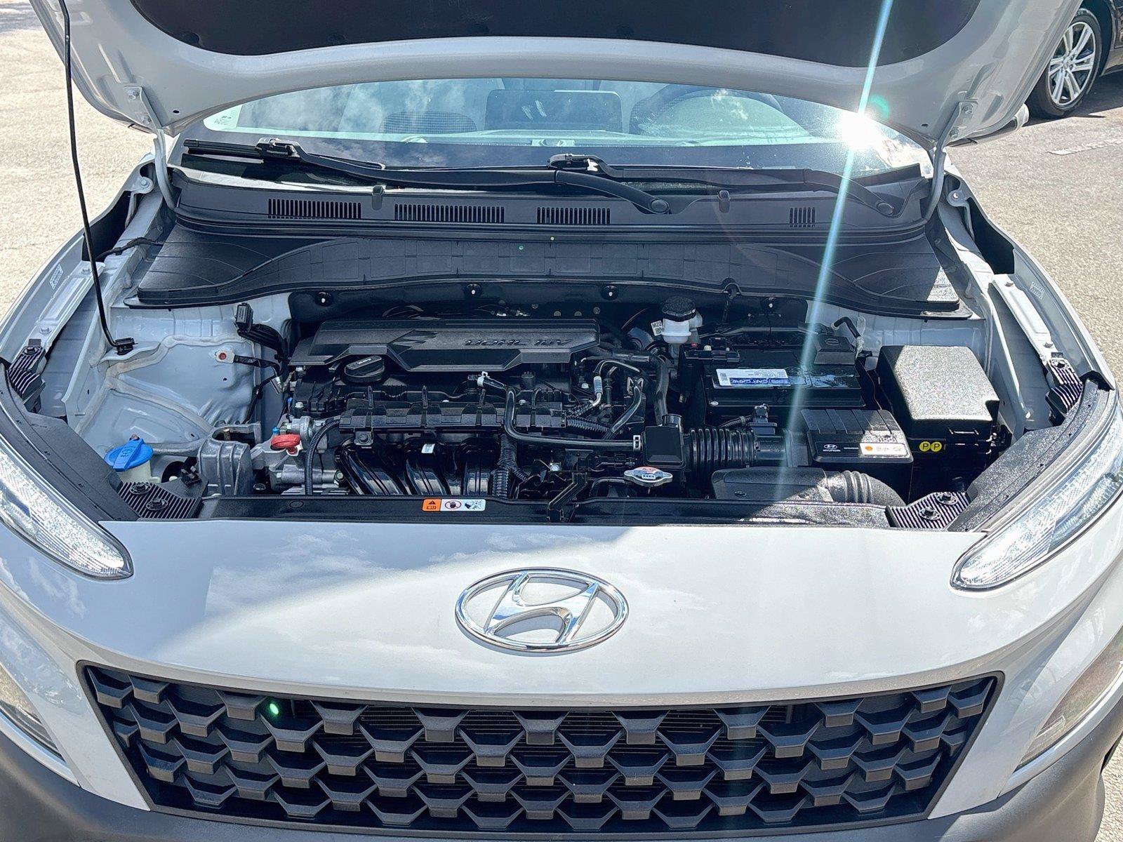 Used 2023 Hyundai Kona SE w/ Cargo Package AWD/4WD image 27