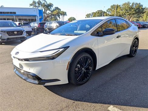Used 2026 Toyota Prius image 6