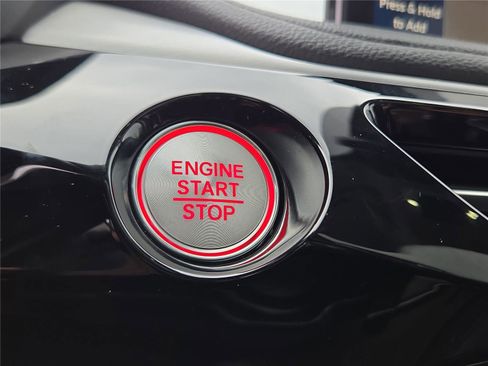New 2026 Acura MDX SH-AWD image 4