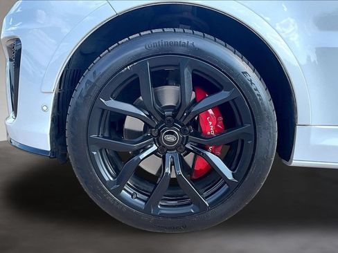 Used 2022 Land Rover Range Rover Sport SVR Carbon Edition AWD/4WD image 8