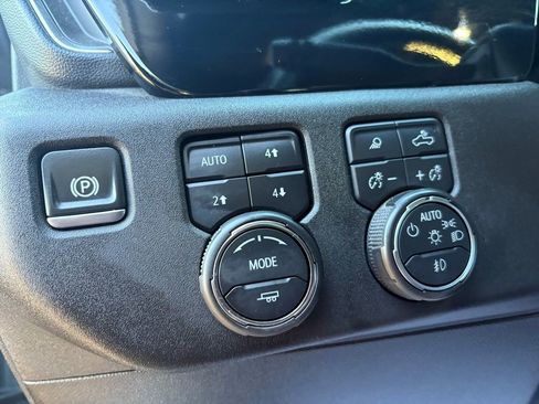 Used 2024 Chevrolet Silverado 1500 High Country AWD/4WD image 18