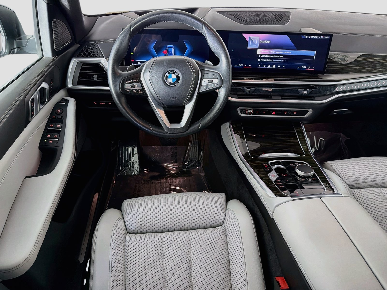 Certified 2025 BMW X5 sDrive40i w/ Parking Assistance Package RWD image 24