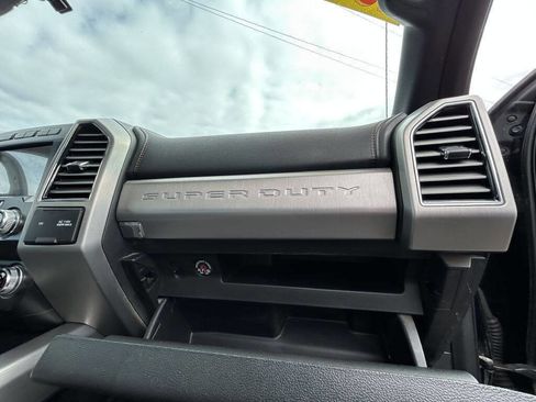 Used 2021 Ford F350 Platinum image 59