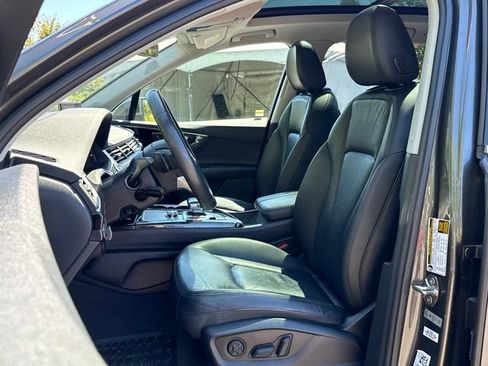 Used 2018 Audi Q7 3.0T Premium Plus w/ Premium Plus Package AWD/4WD image 17
