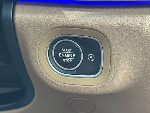 New 2026 Mercedes-Benz GLS 580 4MATIC image 23