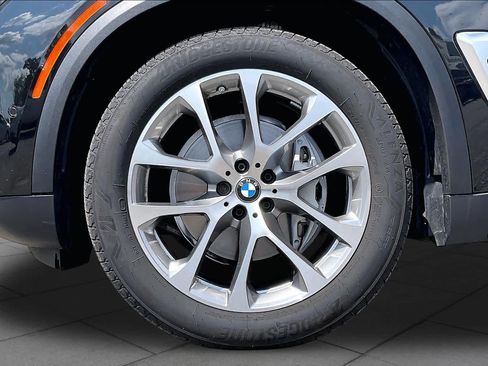 Used 2026 BMW X5 xDrive40i w/ Premium Package AWD/4WD image 10