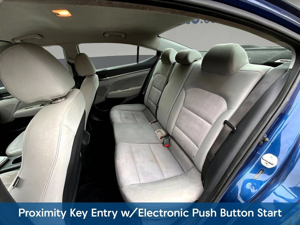 Used 2013 Hyundai Elantra Limited w/ Technology Pkg FWD image 24