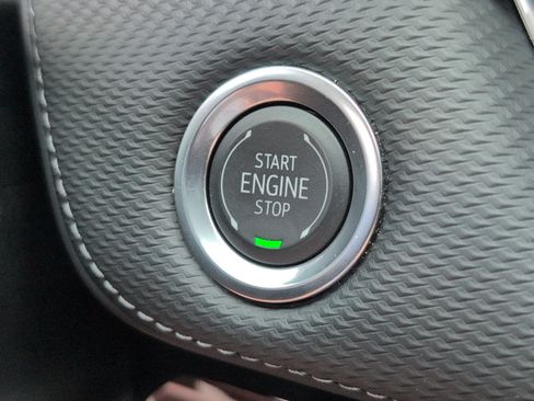 Used 2026 Chevrolet Equinox LT AWD/4WD image 21
