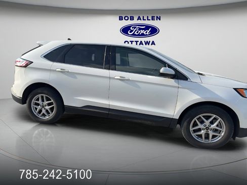 Used 2023 Ford Edge SEL w/ Convenience Package image 6