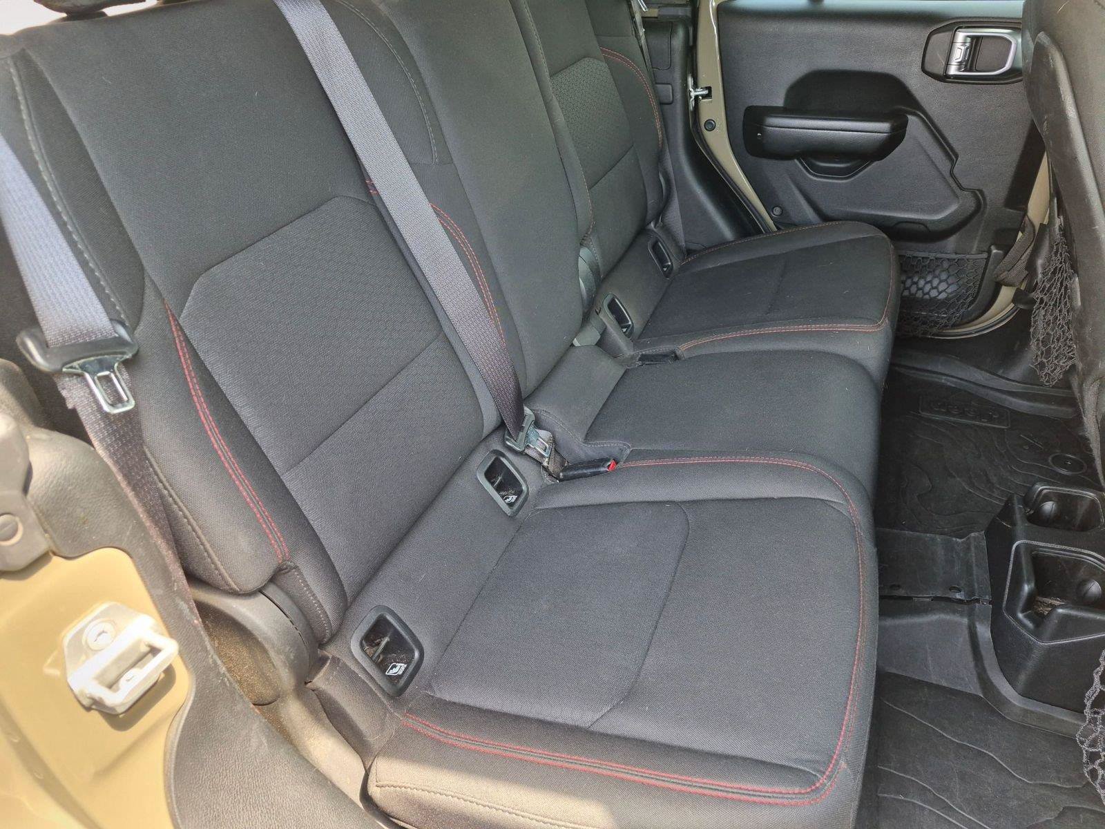 Used 2020 Jeep Gladiator Rubicon w/ LED Lighting Group AWD/4WD image 18