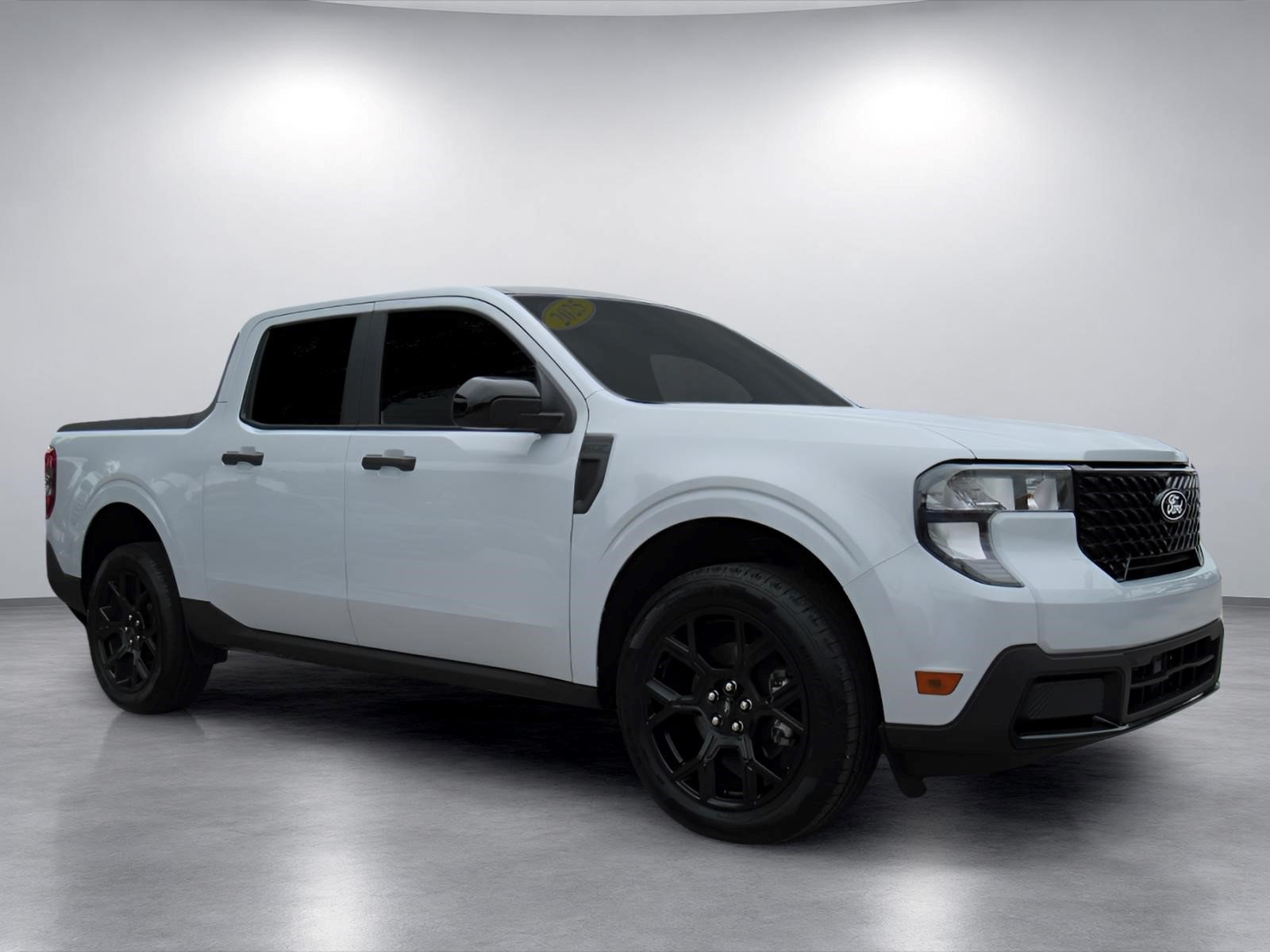 Used 2025 Ford Maverick XLT w/ Black Appearance Package AWD/4WD image 1