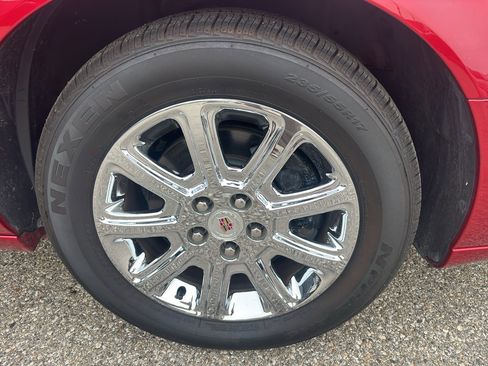 Used 2009 Cadillac DTS w/ Sun And Navigation Package FWD image 15