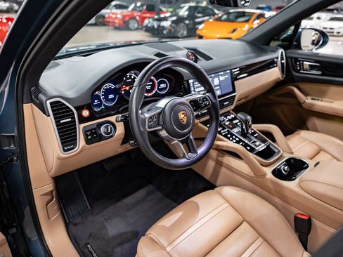 Used 2019 Porsche Cayenne AWD/4WD image 9