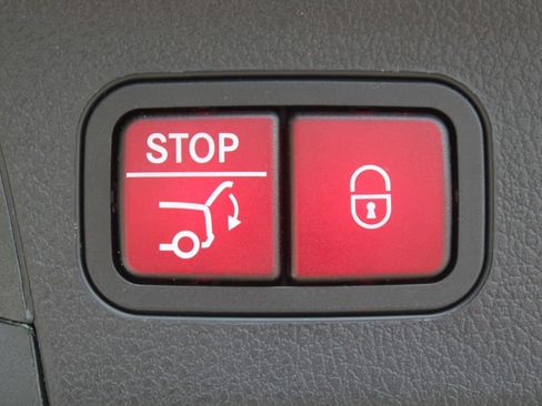 Used 2021 Mercedes-Benz GLE 350 4MATIC image 11