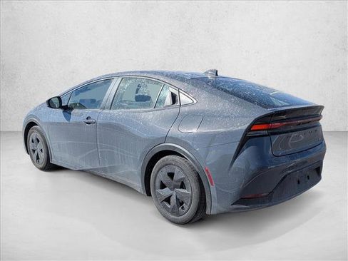 Used 2025 Toyota Prius LE image 7