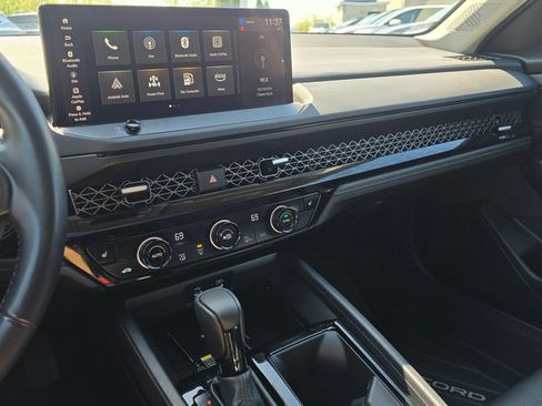 Used 2025 Honda Accord EX-L image 35