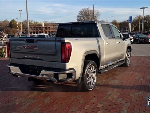Used 2023 GMC Sierra 1500 SLT w/ SLT Premium Package image 9