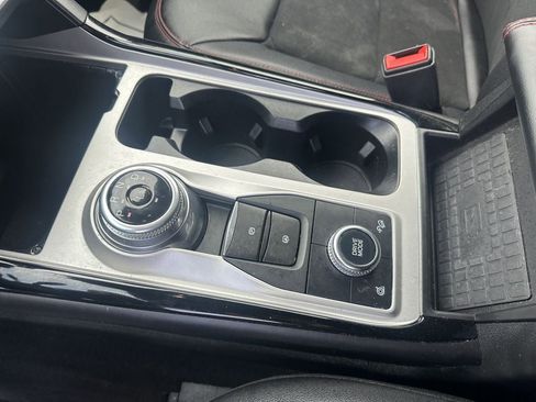 Used 2023 Ford Explorer XLT w/ Equipment Group 202A image 19