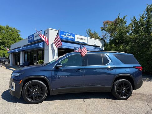 Used 2022 Chevrolet Traverse LT AWD/4WD image 23