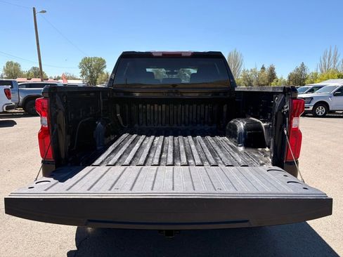 Used 2022 Chevrolet Silverado 1500 RST w/ Z71 Off-Road Package AWD/4WD image 6