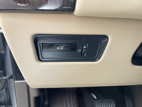 Used 2014 Land Rover Range Rover Sport HSE AWD/4WD image 22