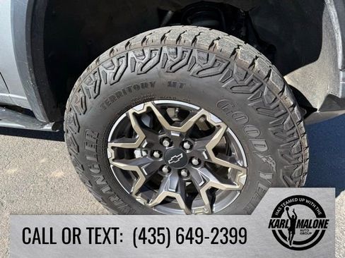 Used 2023 Chevrolet Colorado ZR2 w/ ZR2 Convenience Package III image 10