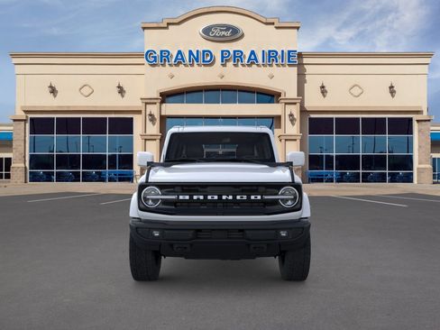 New 2026 Ford Bronco Outer Banks AWD/4WD image 6