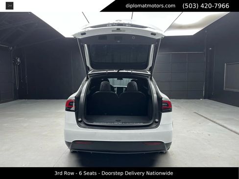 Used 2018 Tesla Model X 75D image 43